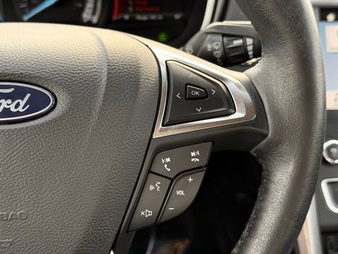 Used 2018 Ford Fusion SE w/ Equipment Group 602A FWD image 31