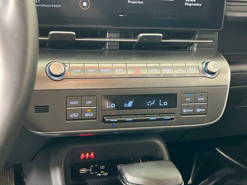 Used 2024 Hyundai Kona SEL image 15