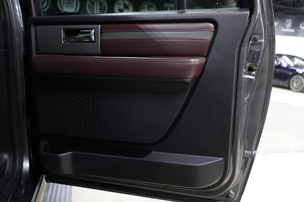Used 2017 Ford Expedition EL Platinum RWD image 25