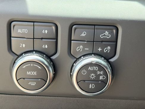 Used 2024 GMC Sierra 1500 Denali w/ Denali Reserve Package AWD/4WD image 28