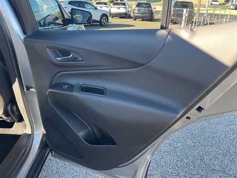 Used 2023 Chevrolet Equinox LT image 56