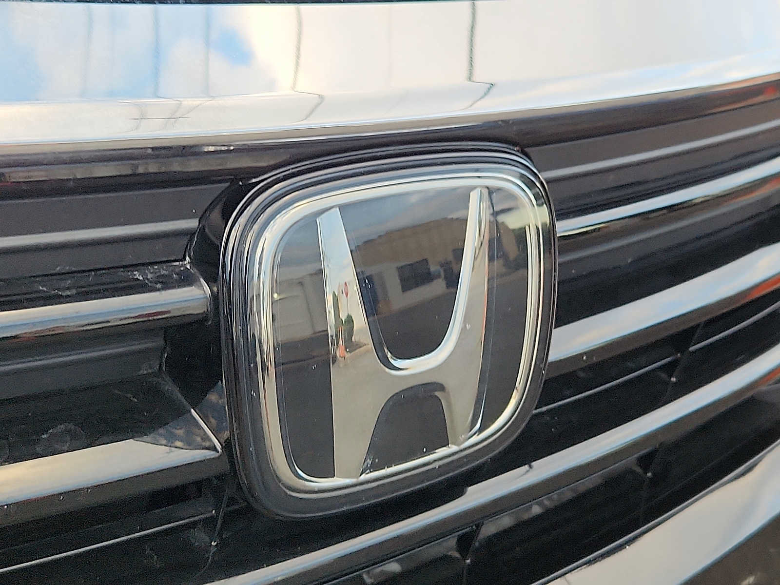 Used 2024 Honda Odyssey Elite image 4
