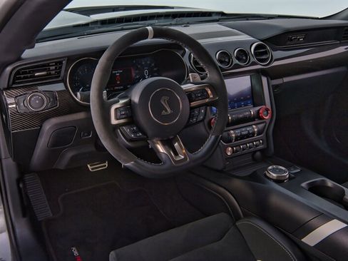 Used 2022 Ford Mustang Shelby GT500 w/ Carbon Fiber Track Pack image 17