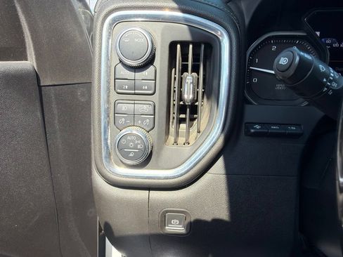 Used 2023 GMC Sierra 2500 Denali w/ Denali Ultimate Package AWD/4WD image 38