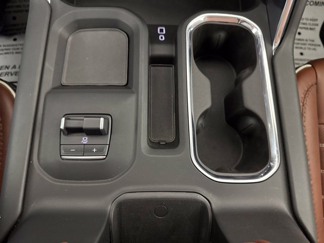 Used 2025 GMC Sierra 3500 Denali Ultimate AWD/4WD image 17