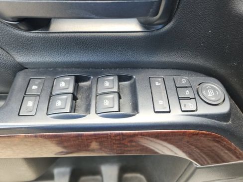 Used 2018 GMC Sierra 1500 SLT w/ Texas SLT Premium Package AWD/4WD image 24