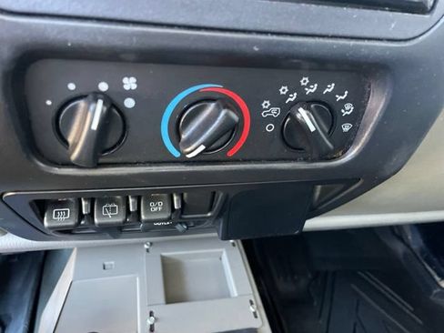 Used 2004 Jeep Wrangler X AWD/4WD image 24