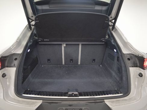 Certified 2021 Porsche Cayenne Coupe image 39