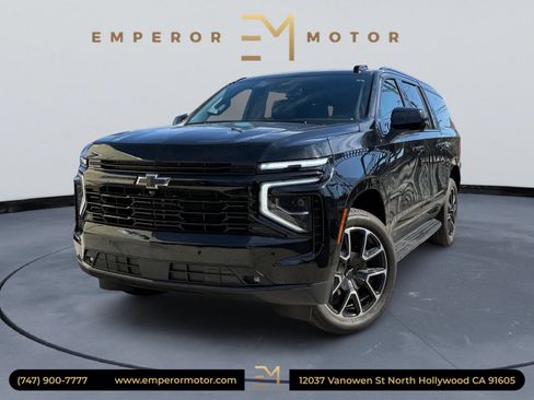 Used 2025 Chevrolet Suburban RST w/ Sun And Tow Package image 1