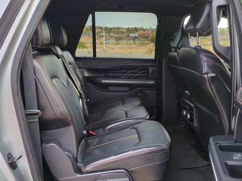 Used 2023 Ford Expedition Max Platinum image 30