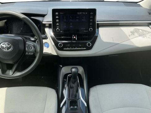 Used 2021 Toyota Corolla LE FWD image 11
