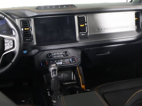 Used 2024 Ford Bronco Badlands AWD/4WD image 35