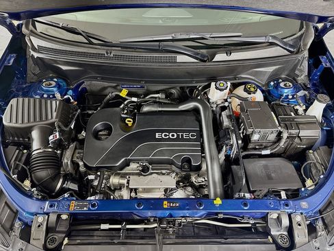 Used 2019 Chevrolet Equinox Premier image 24