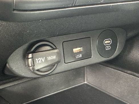 Used 2024 Hyundai Elantra SEL FWD image 19