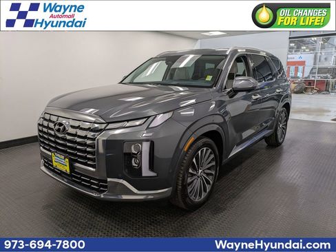 Used 2025 Hyundai Palisade Calligraphy AWD/4WD image 1