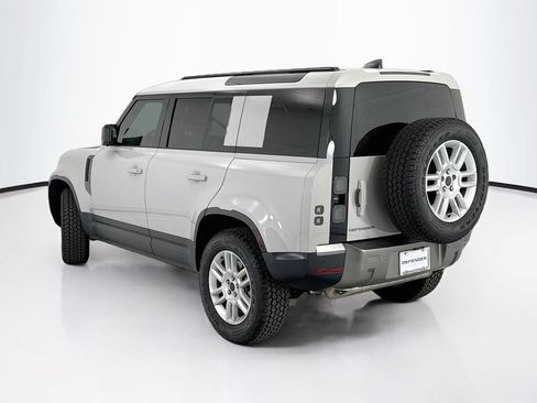 Used 2026 Land Rover Defender 110 S AWD/4WD image 7