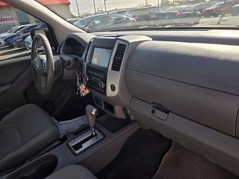 Used 2019 Nissan Frontier S image 6