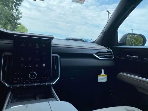 New 2026 GMC Acadia Elevation w/ Black Edition image 29