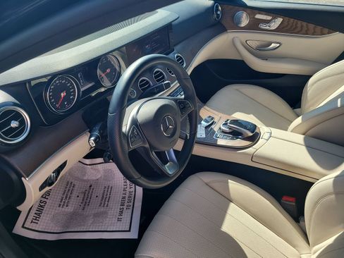 Used 2018 Mercedes-Benz E 300 image 10