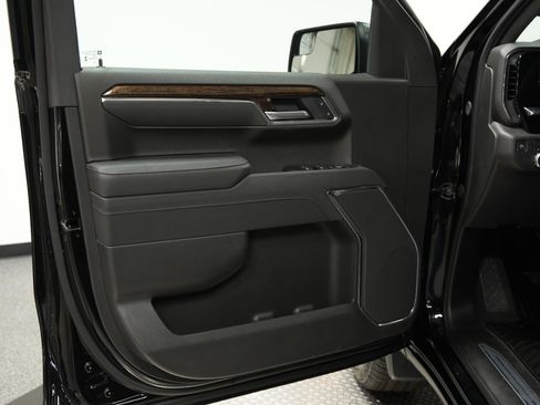 New 2026 GMC Sierra 1500 Elevation image 18