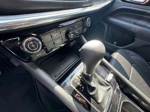Used 2024 Jeep Compass Limited AWD/4WD image 19