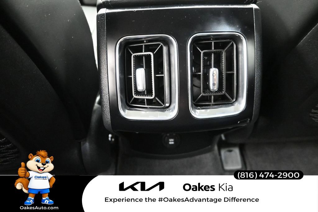 Certified 2026 Kia Sorento S w/ S Panoramic Sunroof Package FWD image 31