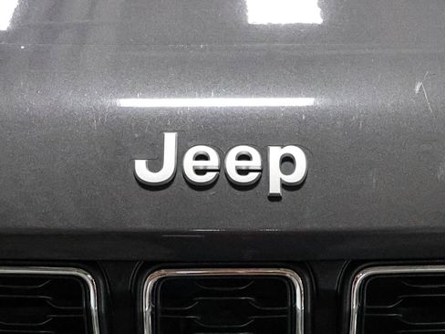 Used 2024 Jeep Grand Cherokee Laredo X w/ Luxury Tech Group I image 13