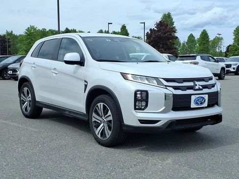 Used 2024 Mitsubishi Outlander Sport AWD image 3