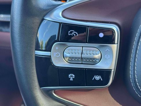 Used 2024 Genesis G90 3.5T image 22