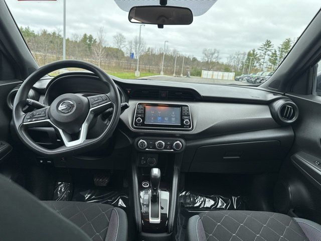 Used 2019 Nissan Kicks S FWD image 18