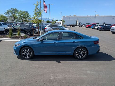 New 2026 Volkswagen Jetta Sport FWD image 9