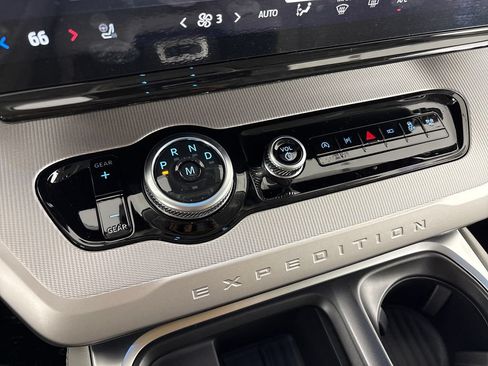 New 2026 Ford Expedition Max Active RWD image 26