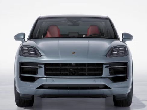 New 2026 Porsche Cayenne GTS image 8