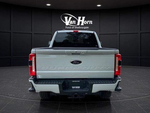New 2026 Ford F250 Lariat w/ Black Appearance Package AWD/4WD image 6