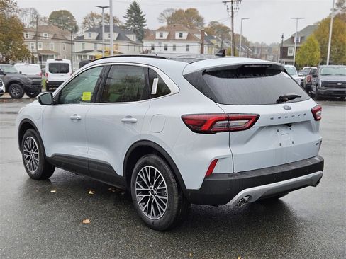 New 2025 Ford Escape SE w/ PHEV Premium Package image 3