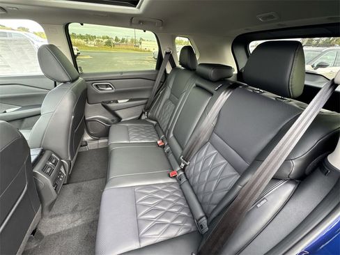New 2026 Nissan Rogue Platinum w/ Platinum Premium Package image 23