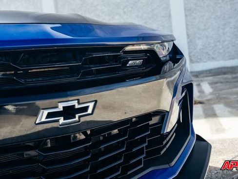 Used 2019 Chevrolet Camaro SS image 25
