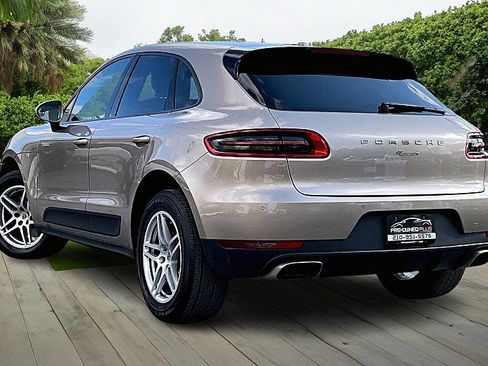 Used 2017 Porsche Macan image 12