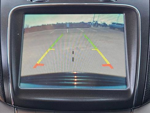 Used 2018 Dodge Journey Crossroad w/ Driver Convenience Group FWD image 17