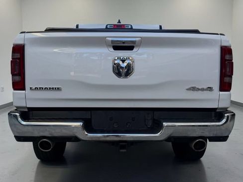 Used 2019 RAM 1500 Laramie AWD/4WD image 5