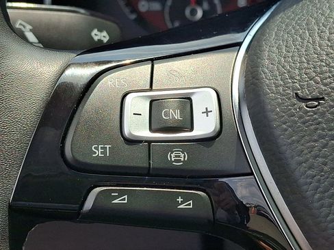 Used 2021 Volkswagen Jetta SE w/ SE Cold Weather Package FWD image 22