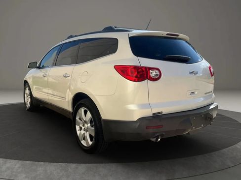 Used 2012 Chevrolet Traverse LTZ FWD image 6
