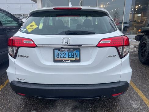 Used 2021 Honda HR-V LX image 4