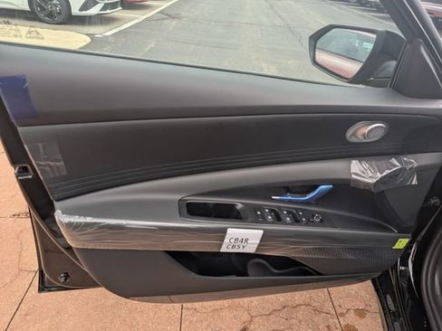 New 2026 Hyundai Elantra SE image 15