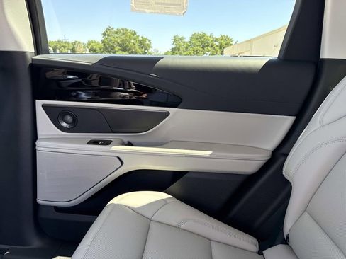 New 2026 Lincoln Nautilus Premier w/ Equipment Group 102A AWD/4WD image 15