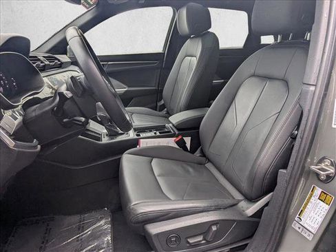 Used 2021 Audi Q3 2.0T Premium w/ Convenience Package image 11