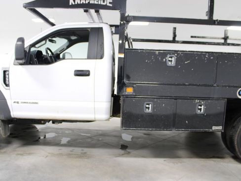 Used 2021 Ford F550 4x4 Regular Cab Super Duty image 6