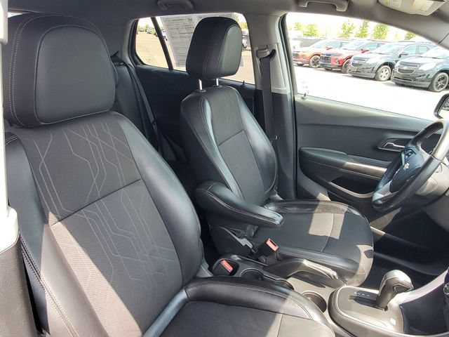 Certified 2018 Chevrolet Trax LT w/ LT Convenience Package FWD image 25