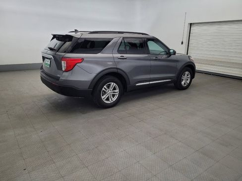 Used 2021 Ford Explorer XLT AWD/4WD image 10
