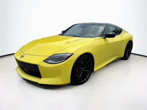 Used 2024 Nissan Z Performance w/ Floor Mat Package image 3